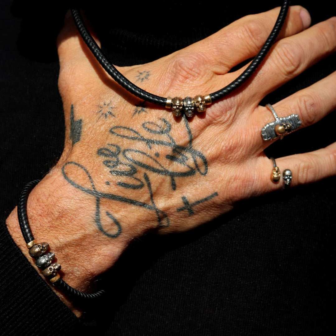 Collar Calavera Rif de Plata 925, cuero y bronce