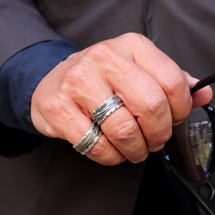 Anillo Hombre Shizen con hilos de plata 925