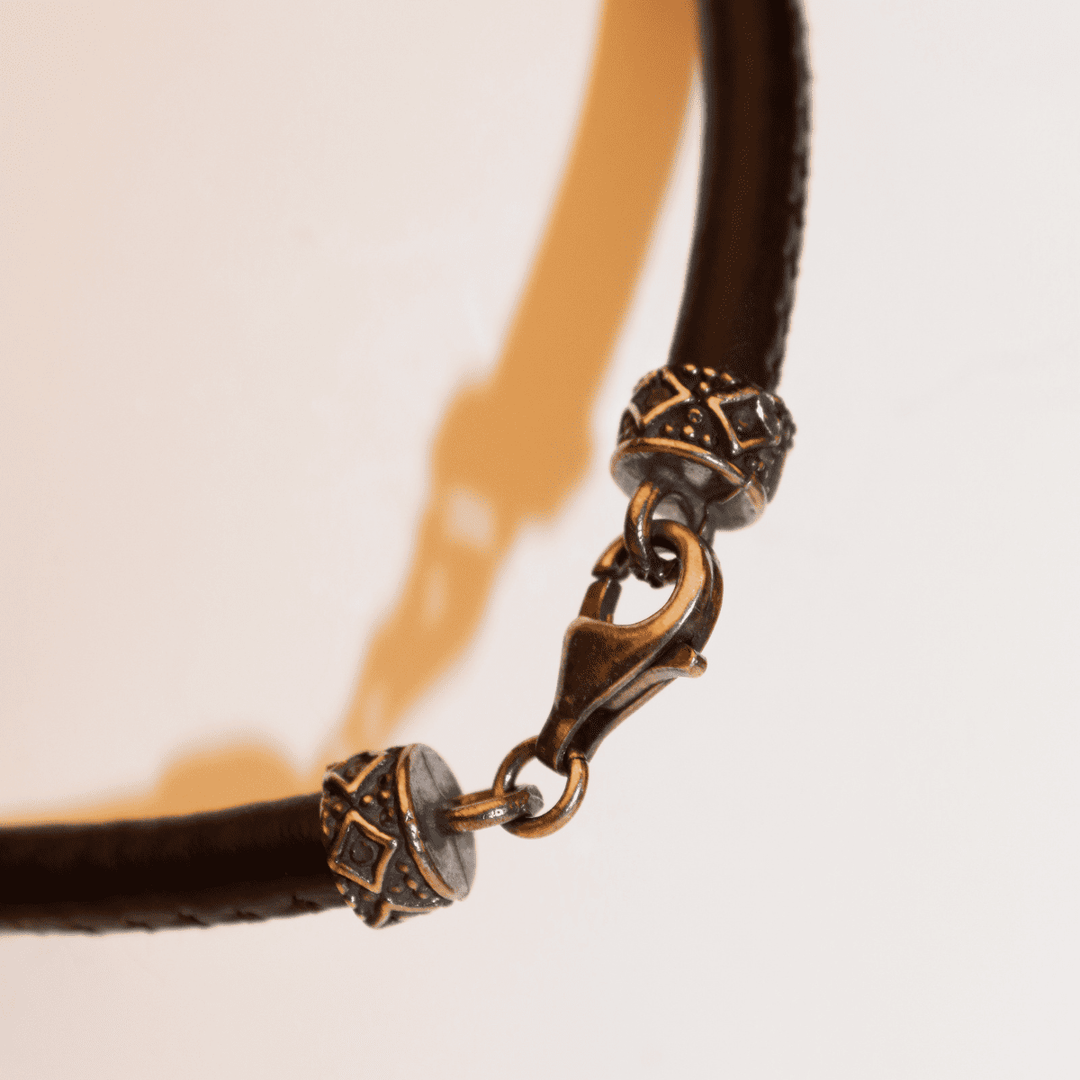 Pulsera Mujer Cibeles de cuero negro y plata 925