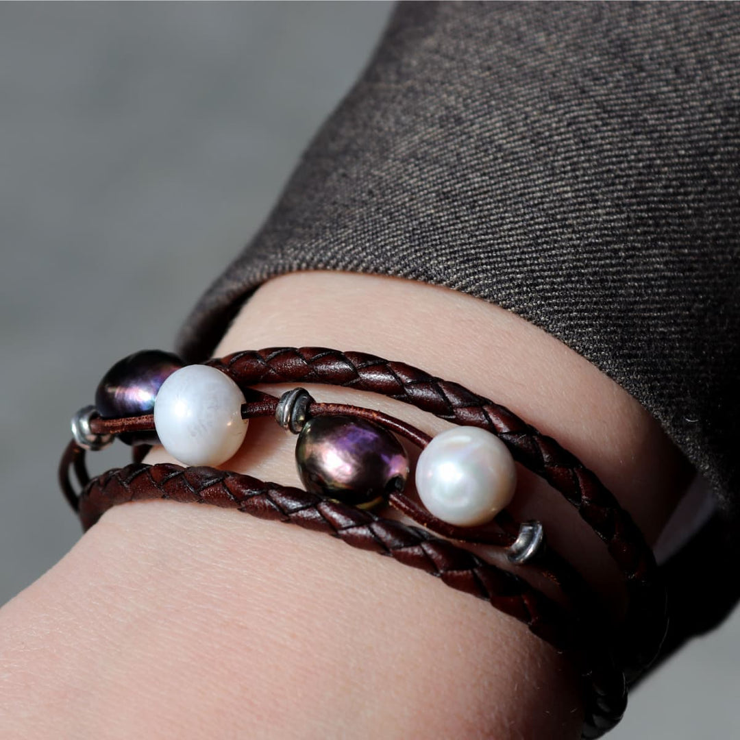 Pulsera Mujer Dalia con Plata 925, cuero y perlas de agua dulce