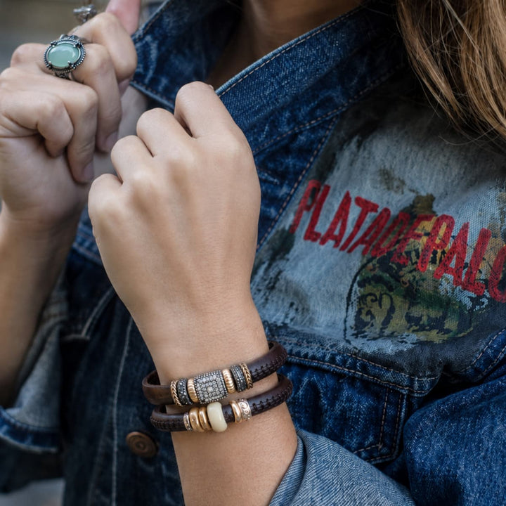 Jessie women's leather bracelet with brown and beige resins