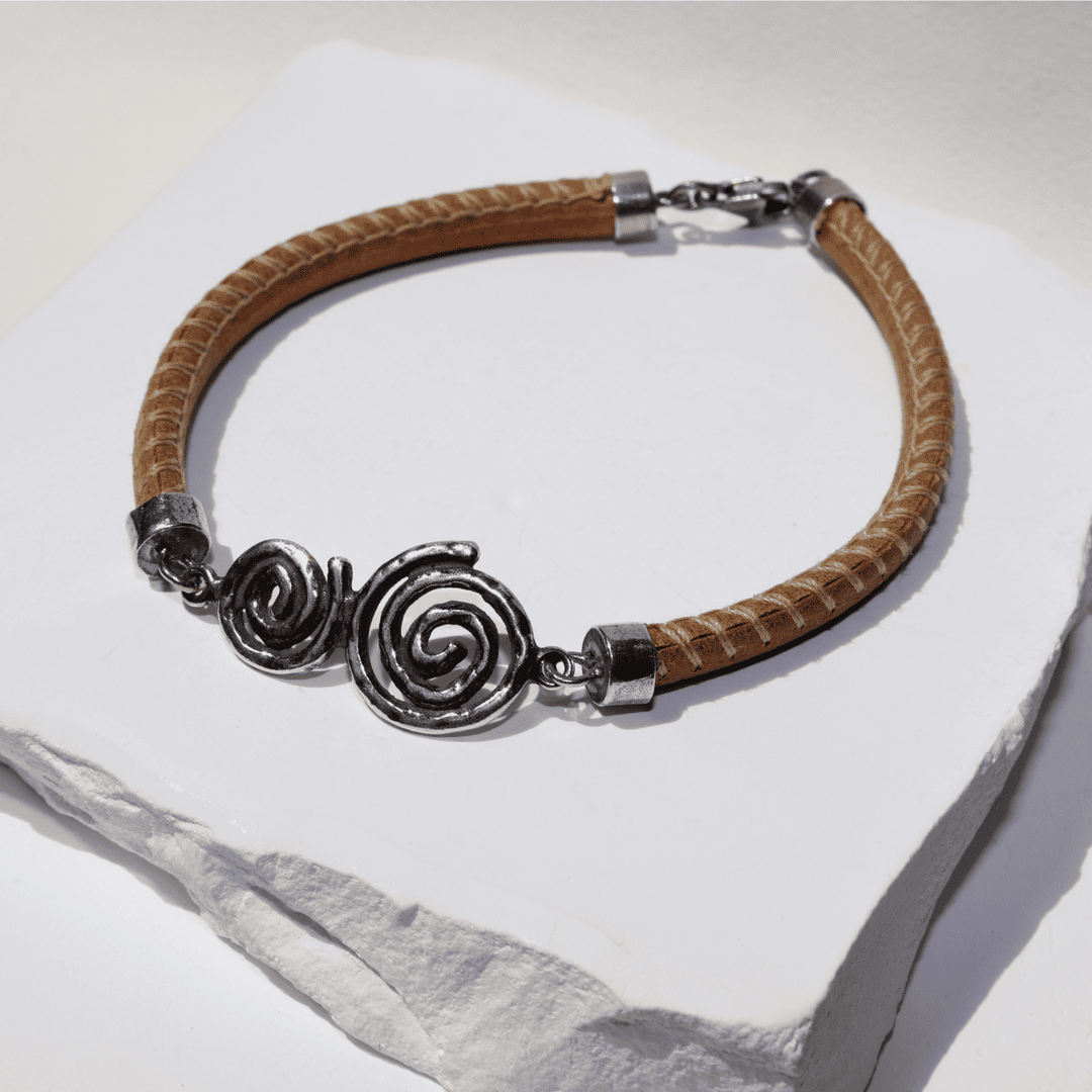 Yugen women's leather bracelet with two 925 silver spirals