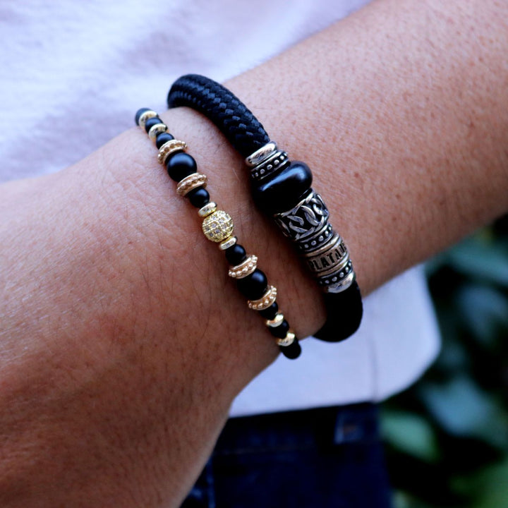 Pulsera Mujer Zaira de bronce, ónix y circonitas