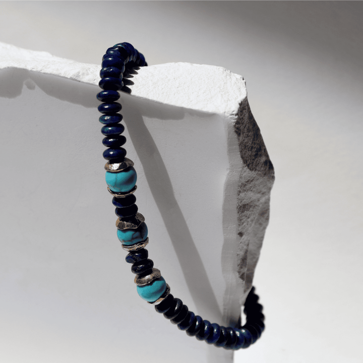 Pulsera de bolas de mujer Hakanai de lapizlázuli y turquesa con piezas de plata 925