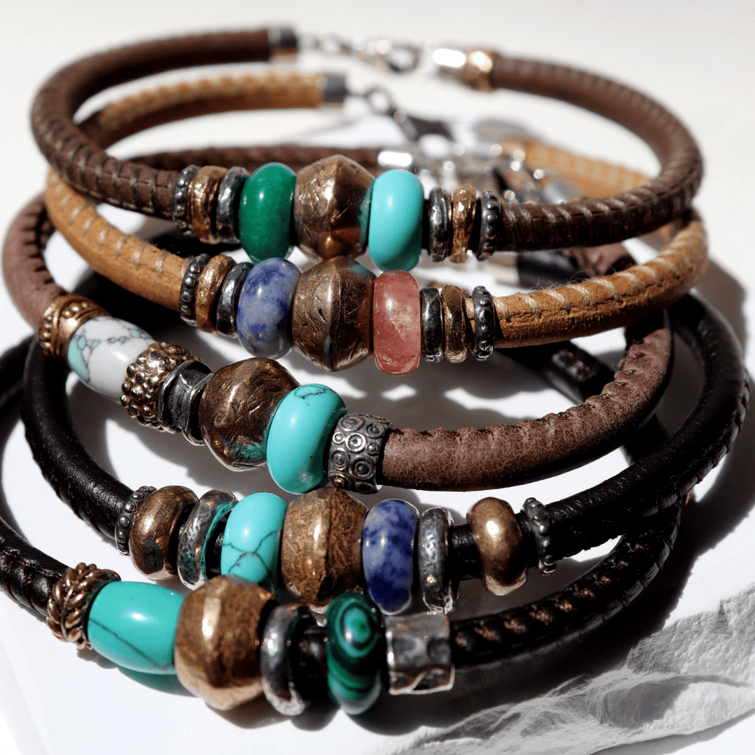 Jonetsu Damen-Lederarmband mit Bronze- und Türkisstücken