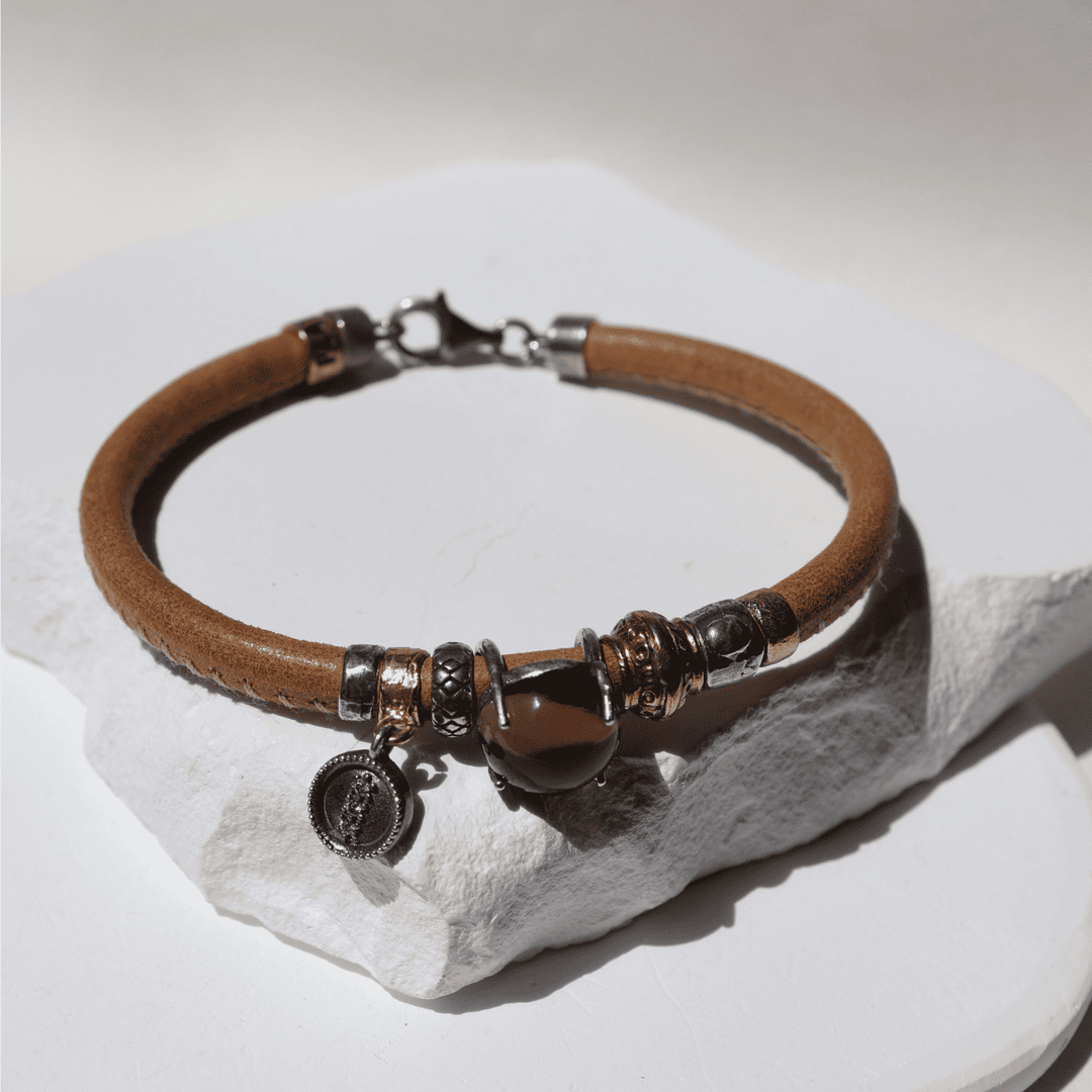 Pulsera Mujer Rinin de cuero y cuarzo fumé