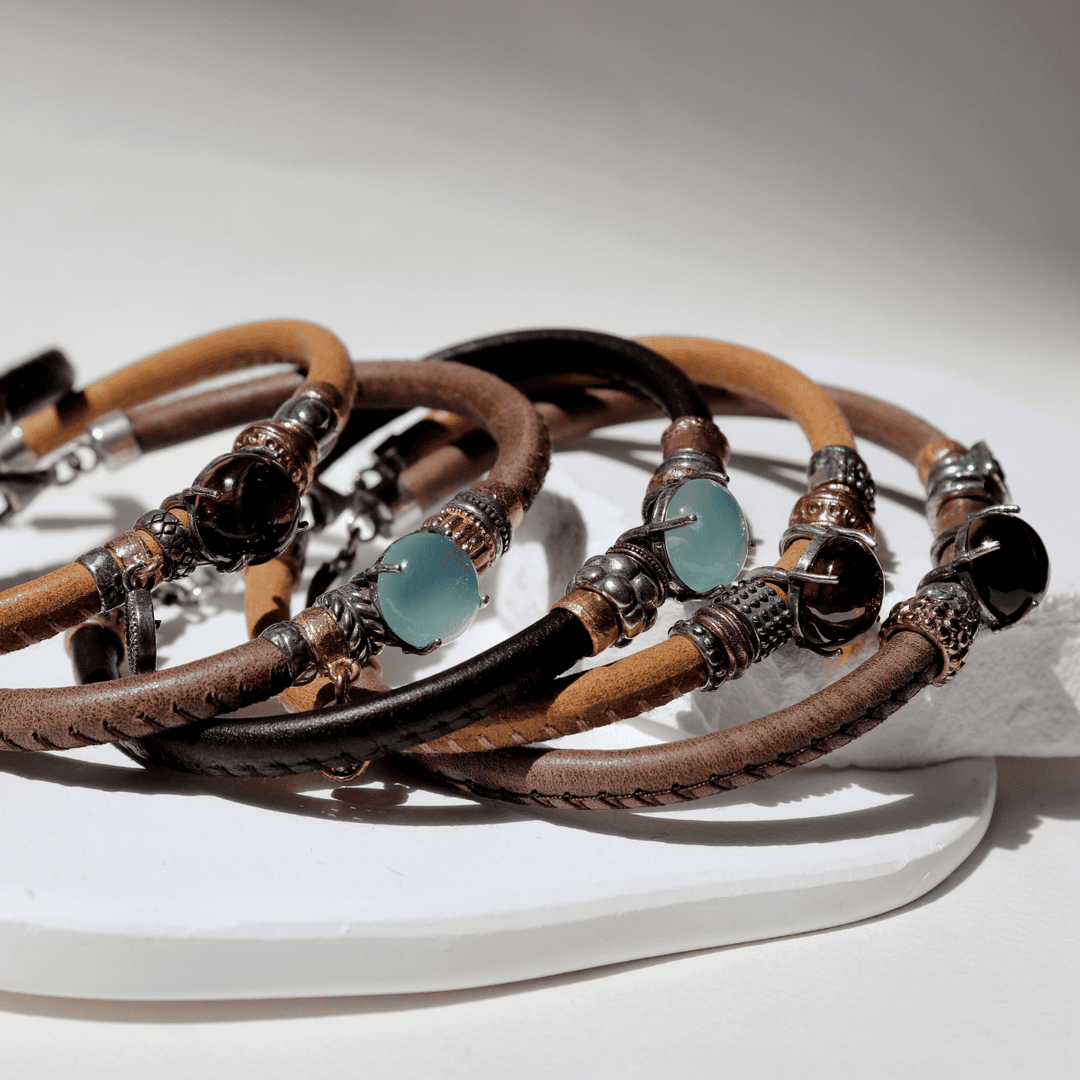 Tenshi Damenarmband aus Leder und Rauchquarz