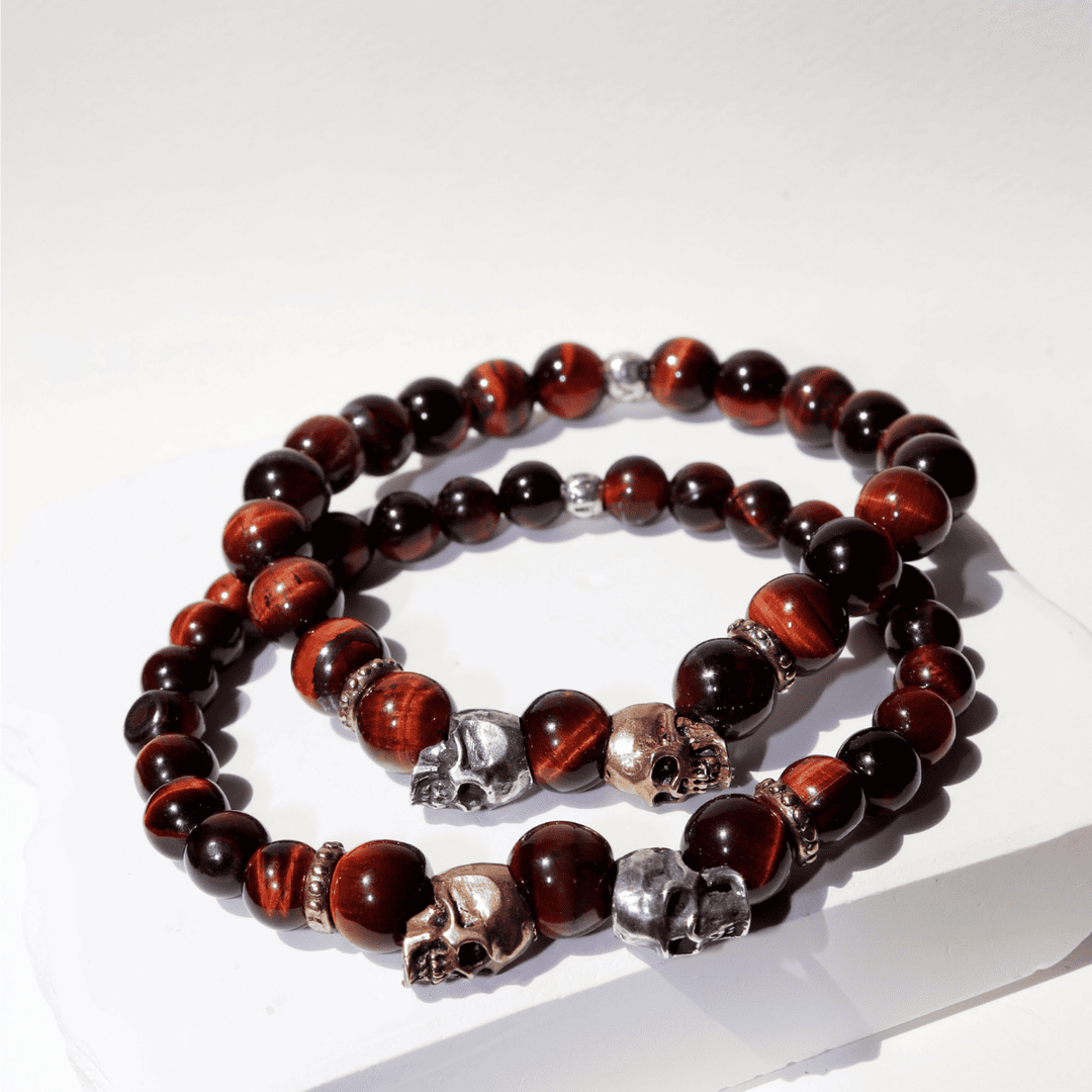 Kaizen bull's eye bead bracelet with 925 silver and bronze skulls