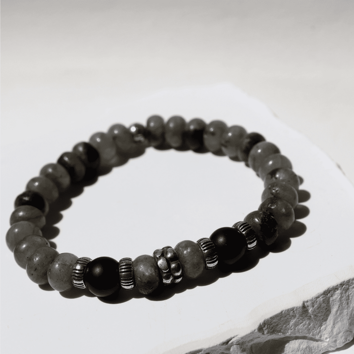 Pulsera de bolas hombre Hozuki de labradorita y ónix con plata 925