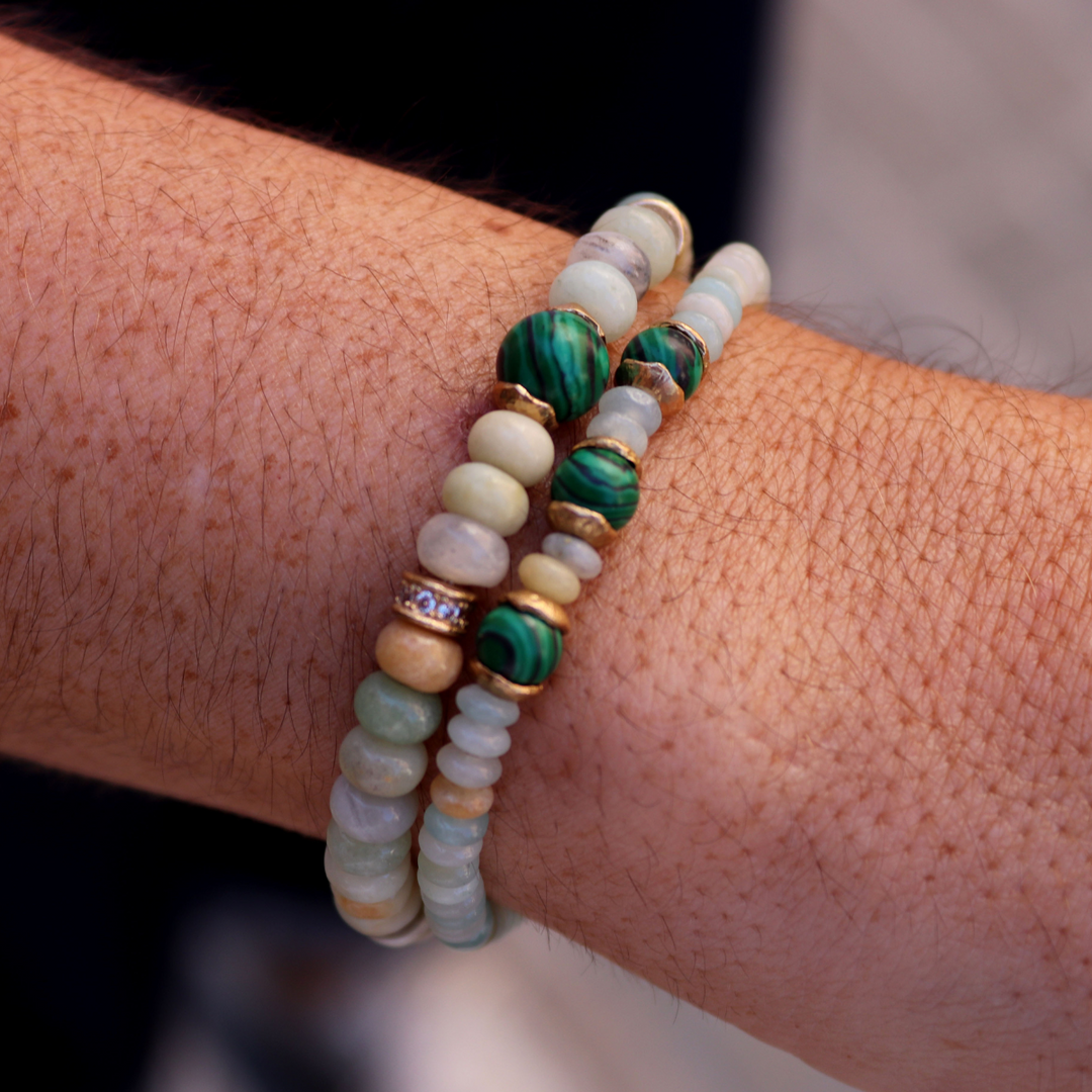 Pulsera de bolas de mujer Sakura de amazonita y jade con piezas de plata 925