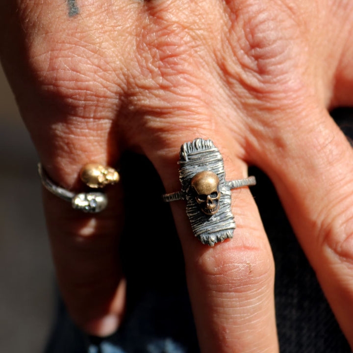 Anillo Calavera Akal de Plata 925 y bronce