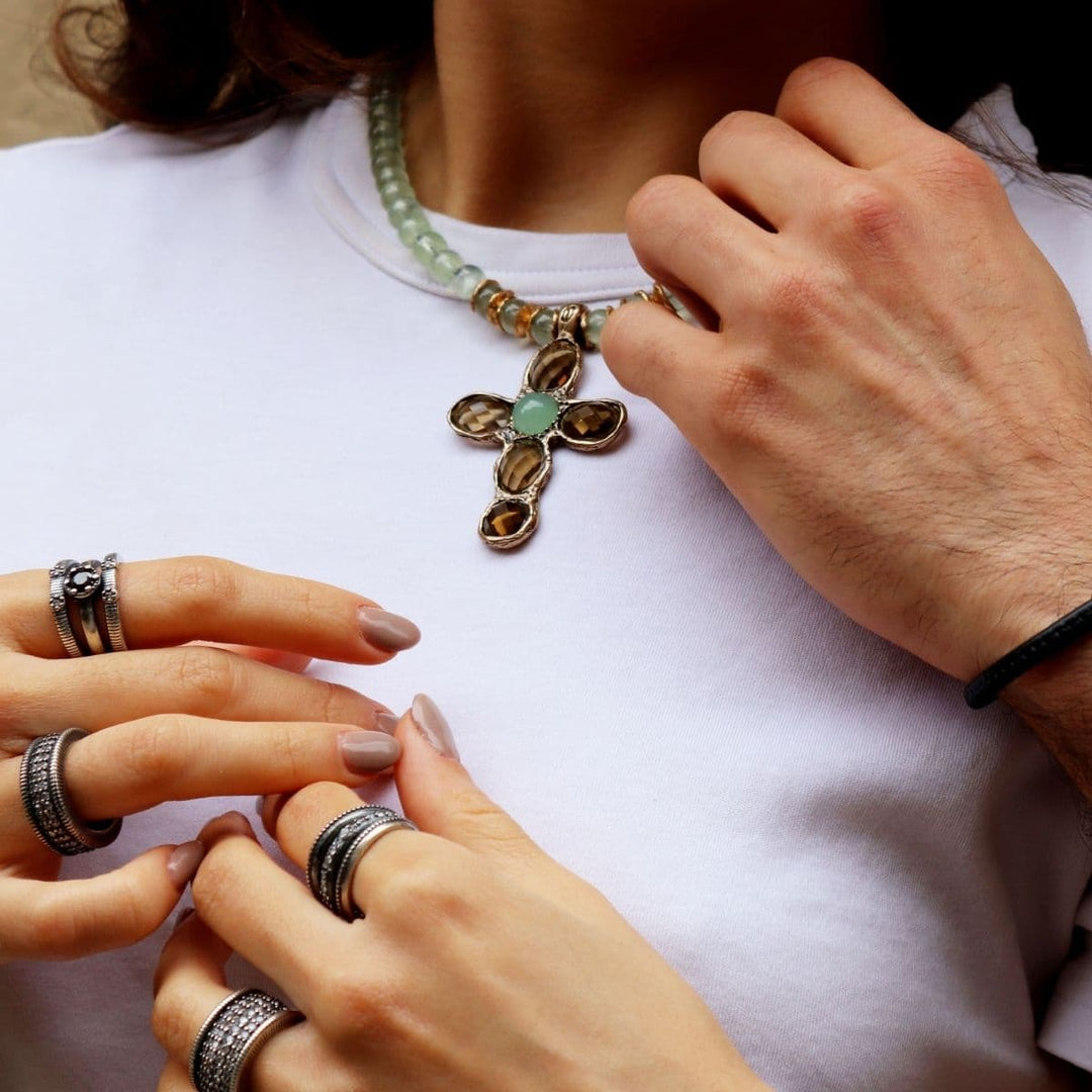 Mozambique Women's Necklace made of prehnite, smoky quartz and green chalcedony