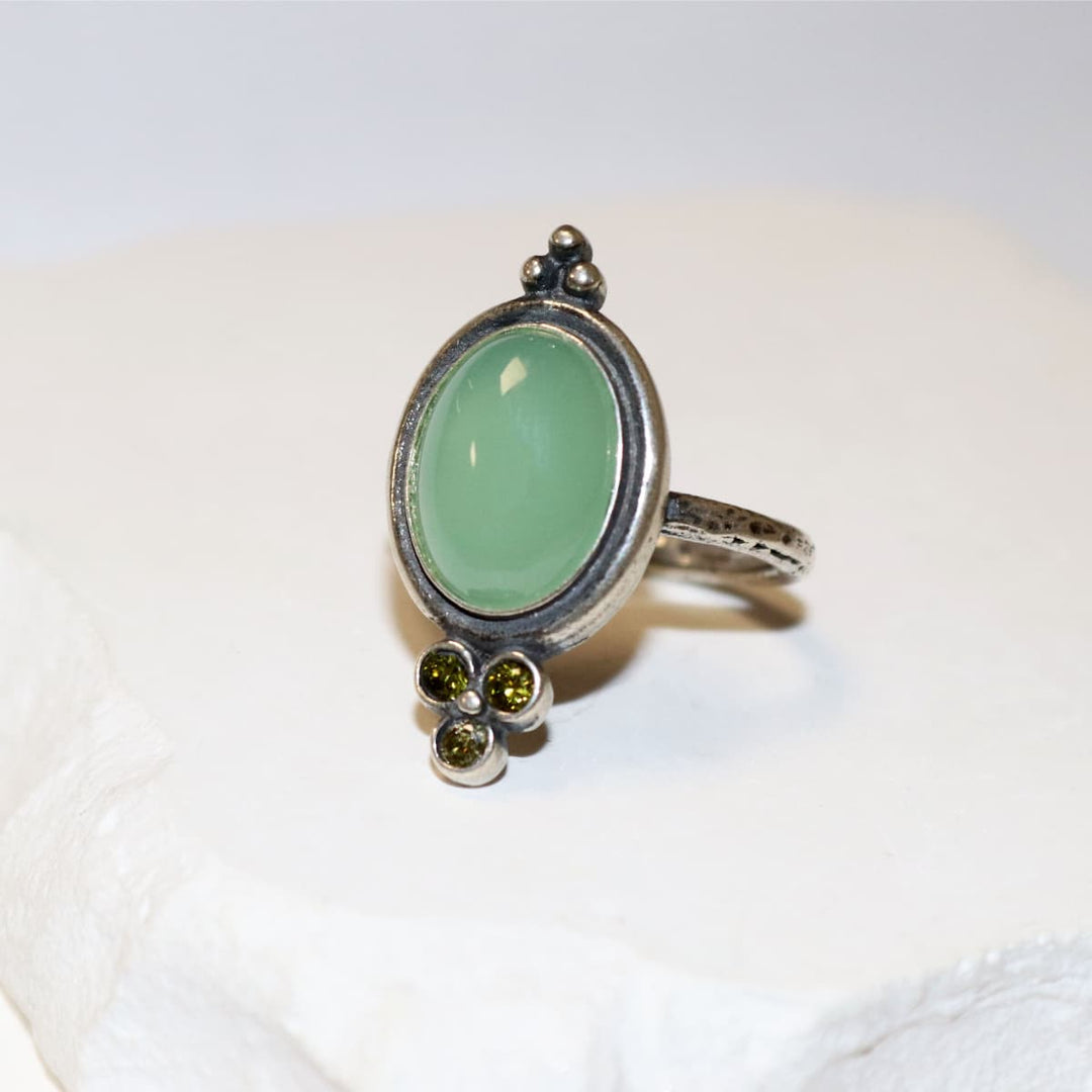 Anillo Mujer Oasis de plata 925, calcedonia y circonitas olivina