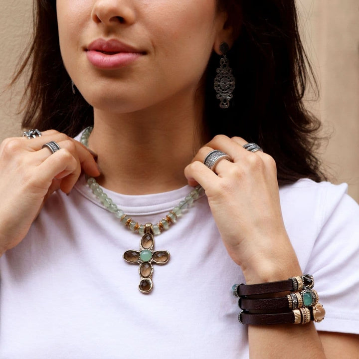 Mozambique Women's Necklace made of prehnite, smoky quartz and green chalcedony