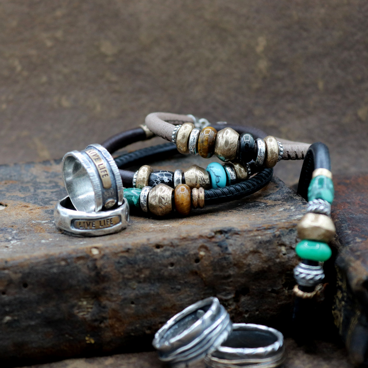 Pulsera Hombre Kogarashi de cuero con bronce y jade