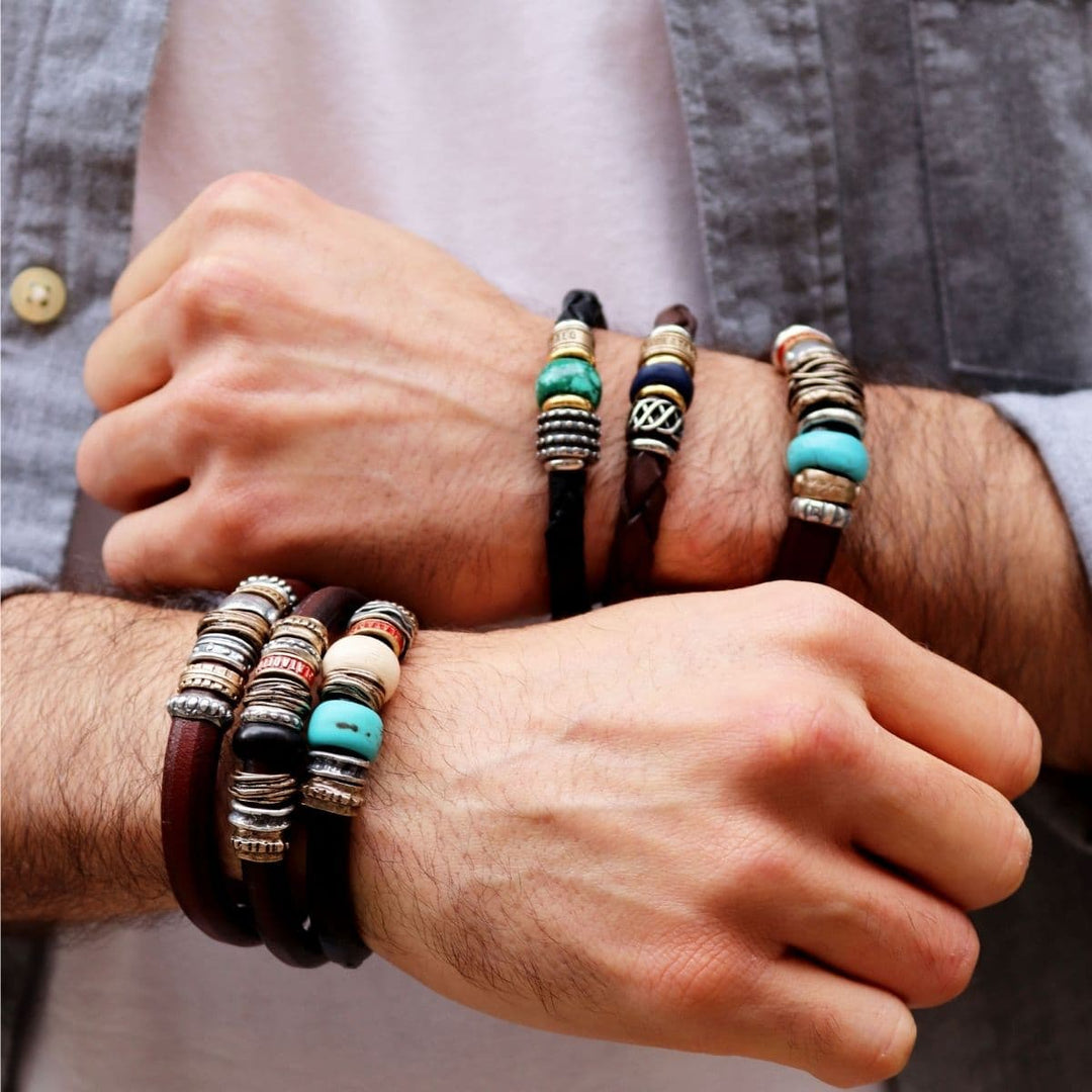 Aland Herren-Lederarmband mit türkisfarbenem und weißem Harz