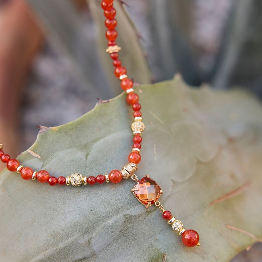 Mina Women's Necklace in bronze, carnelian and zircons