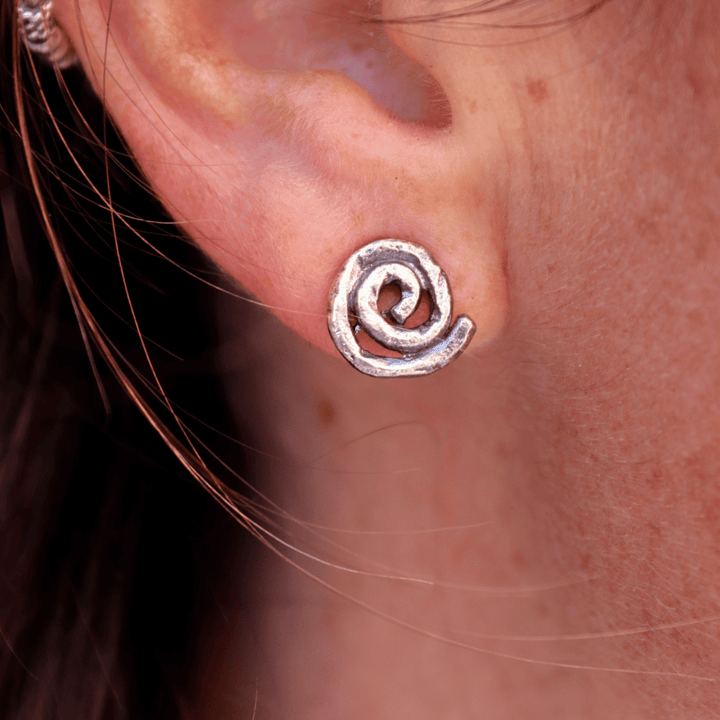 Yugen Damen Ohrringe mit 925 Silber Spirale