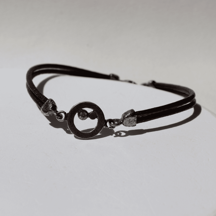 Engi women's leather bracelet with a 925 silver spiral and a bronze point
