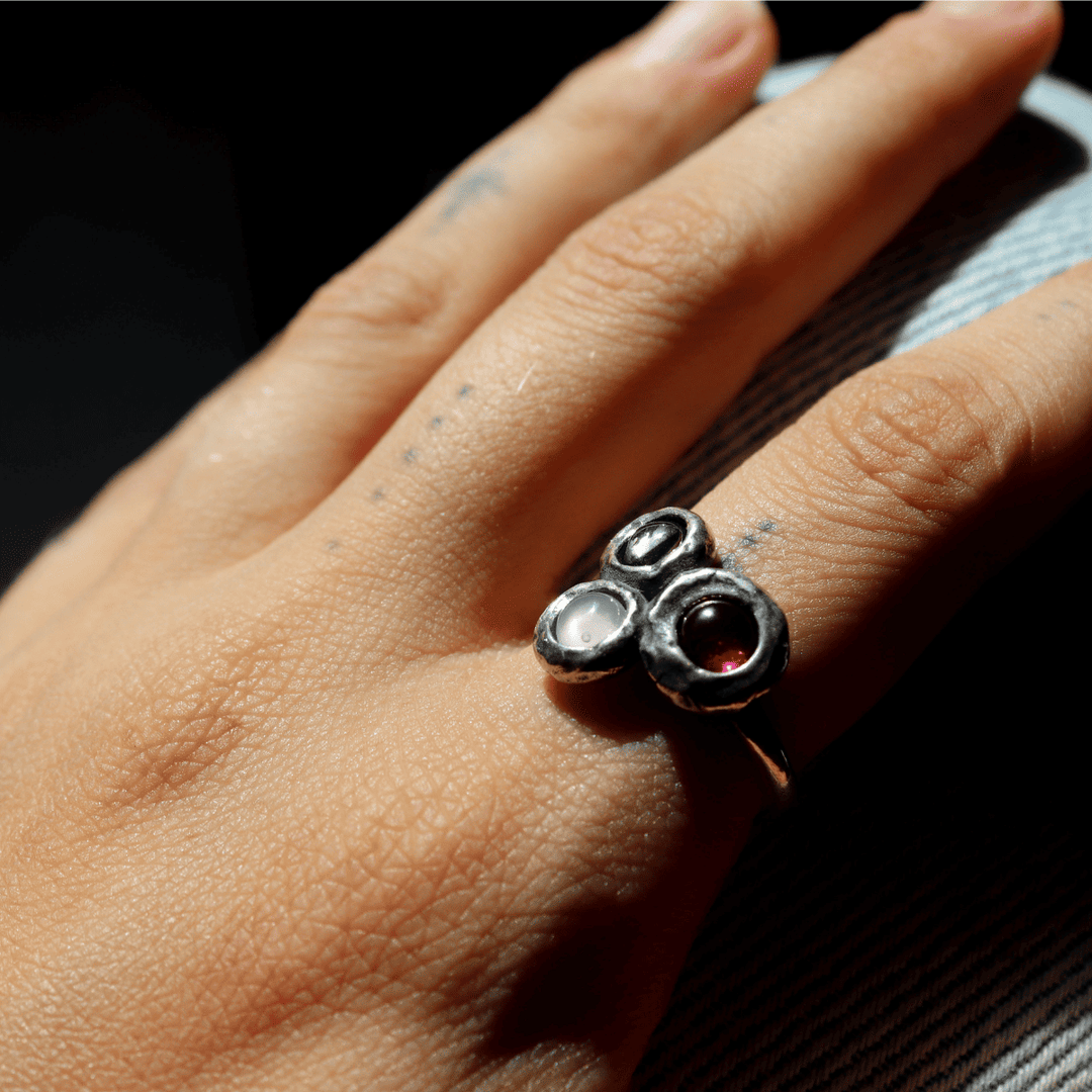 Satori Damenring in 925 Silber mit Rubin, Rose und Amethyst