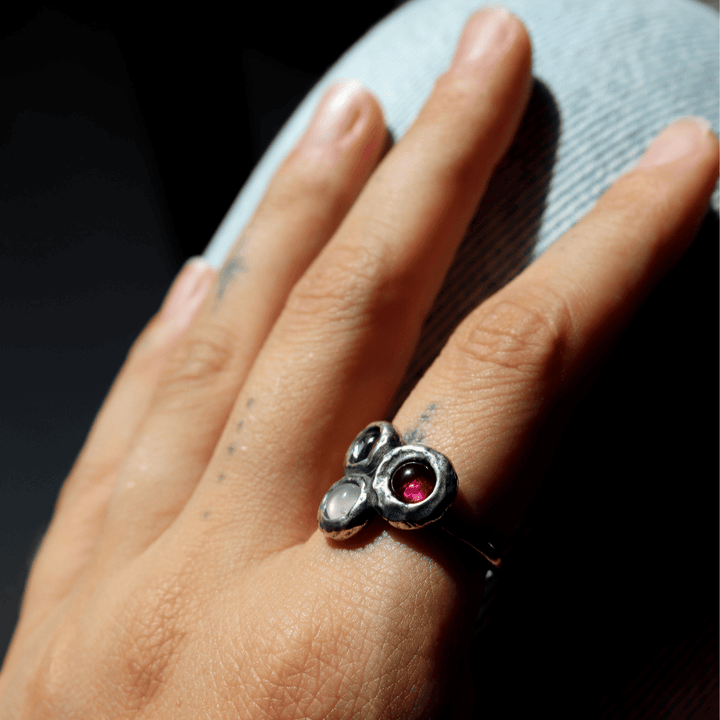 Satori Damenring in 925 Silber mit Rubin, Rose und Amethyst