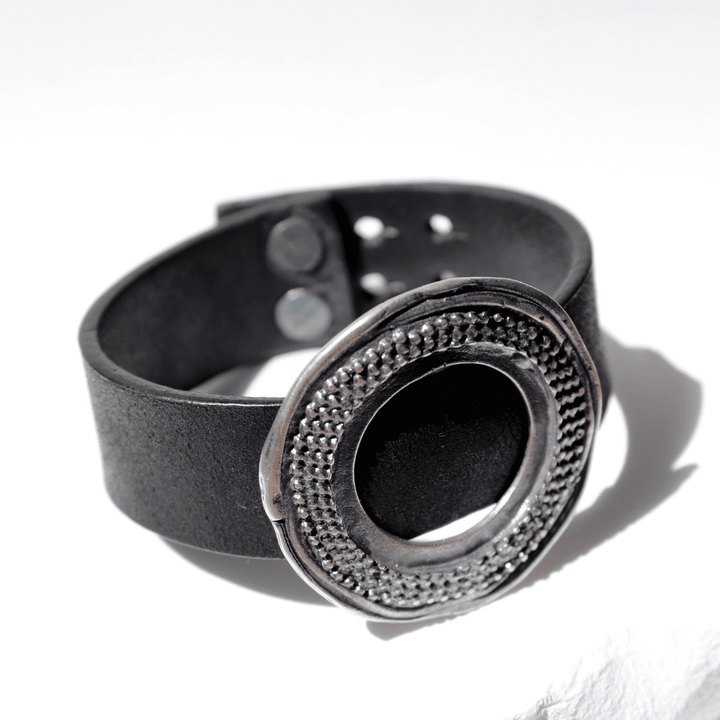 Tetsu women's leather bracelet with 925 silver circle