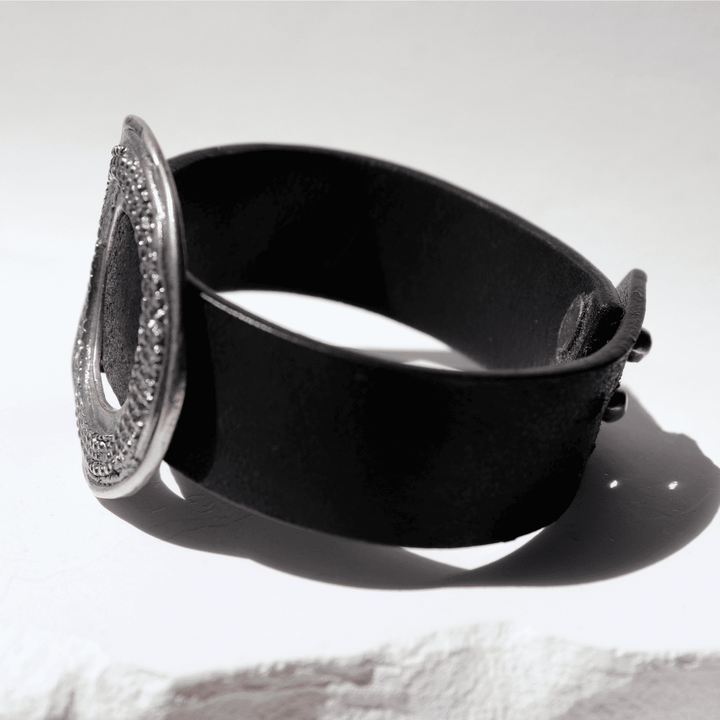 Tetsu women's leather bracelet with 925 silver circle