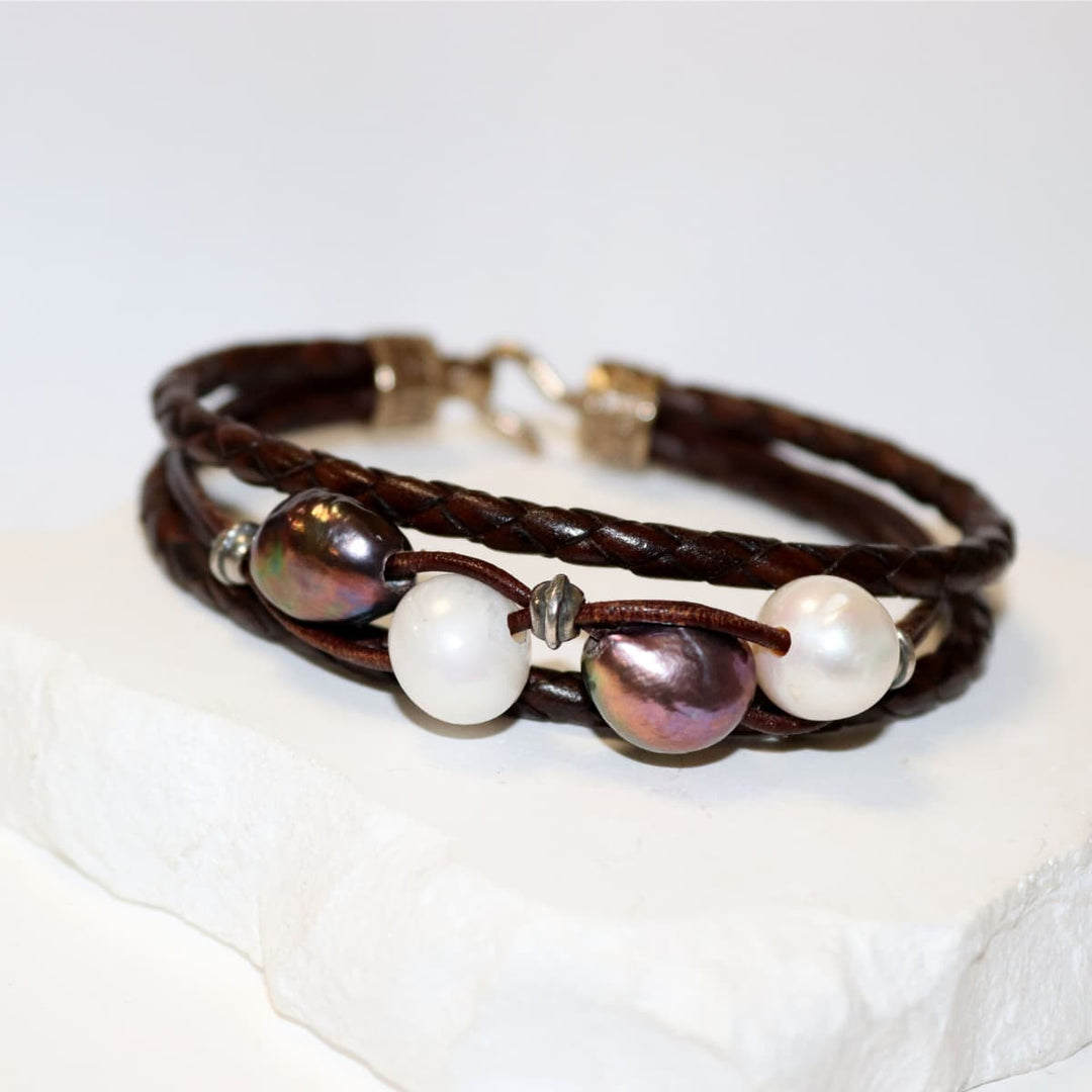 Pulsera Mujer Dalia con Plata 925, cuero y perlas de agua dulce