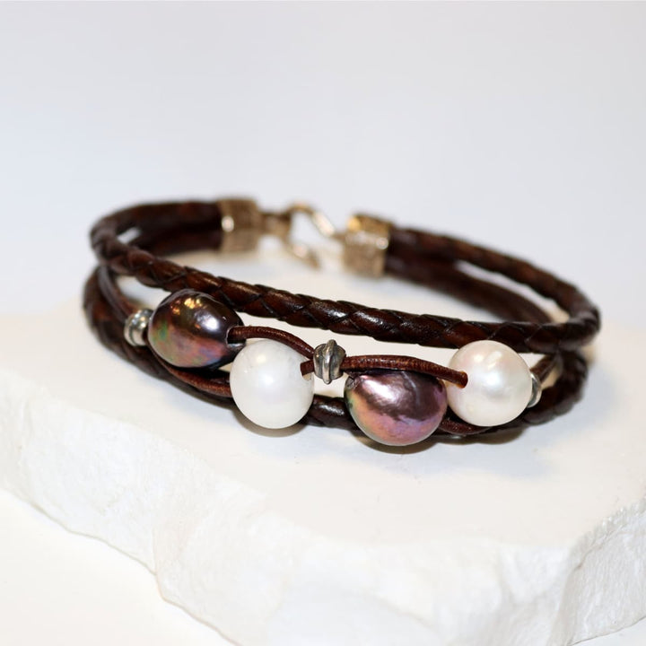 Pulsera Mujer Dalia con Plata 925, cuero y perlas de agua dulce