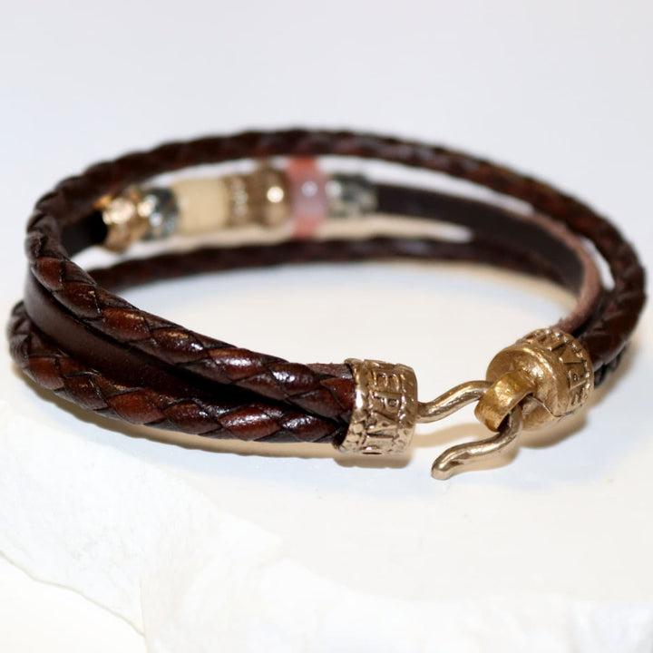 Pulsera Kalila con Plata 925, cuero y perlas de agua dulce