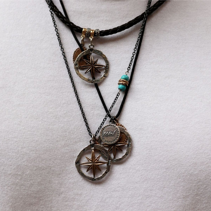 Collar Hombre Joville con colgante de plata rosa de los vientos