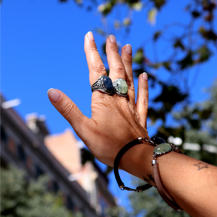 Mu Damenarmband aus Nerzleder und Prehnitstein