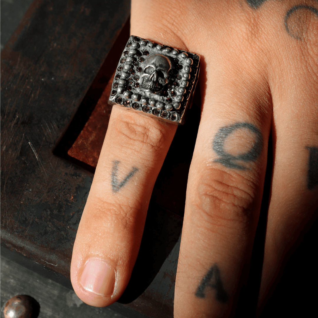 Anillo Calavera Bretagne