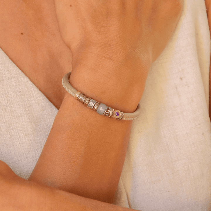 Pulsera Mujer Svein de cuero beige