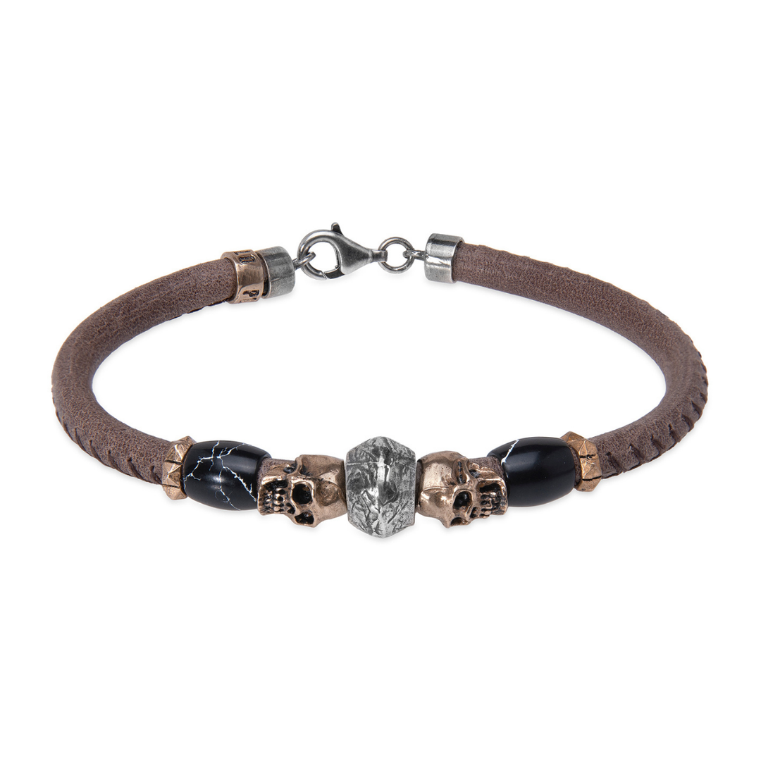 Kage No Hana Lederarmband mit bronzenen Totenköpfen und schwarzem Harz