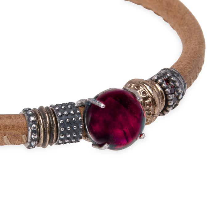 Raku Damenarmband aus Kamelleder und Granatstein