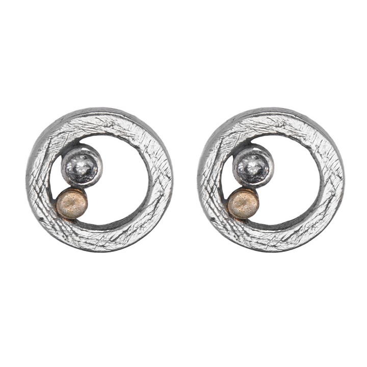 Damenohrringe mit einer 925er Silberspirale und einer Bronzespitze