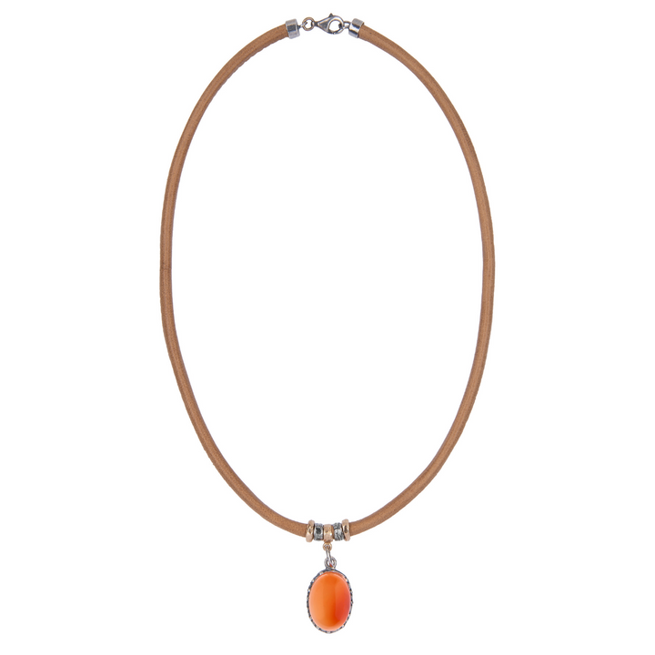 Damen-Rheinkette aus Kamelleder und Karneol-Anhänger