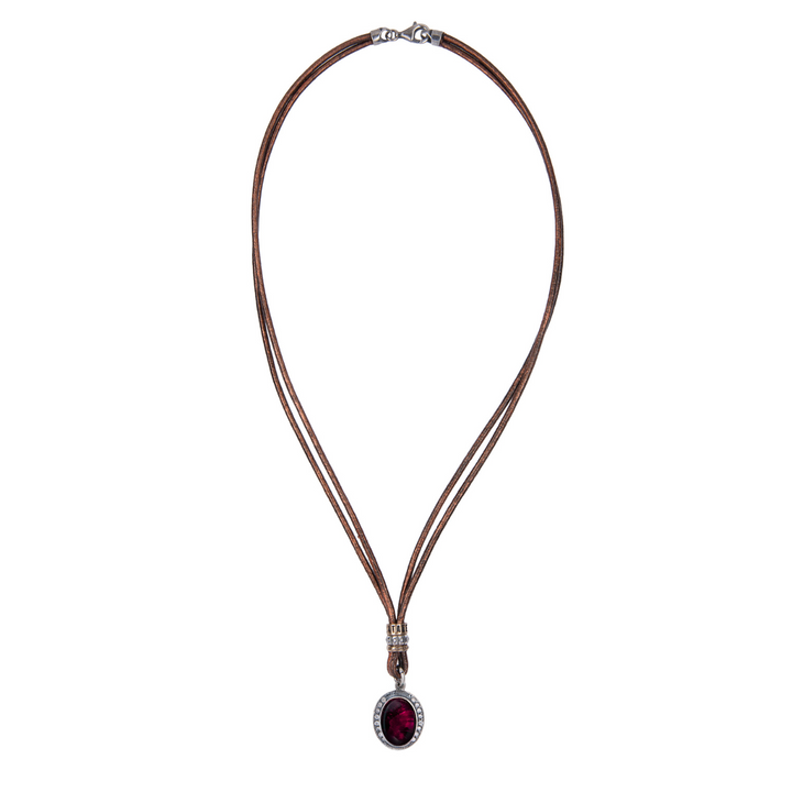 Kurai Damen-Lederhalskette mit Granatstein und Zirkonen 