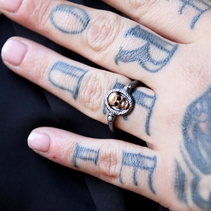 Anillo Calavera Skip
