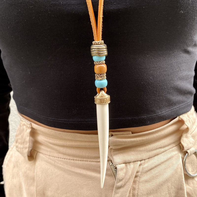 Collar Serla de cuero 4
